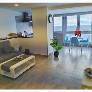 https://lavagalerie-meeresblick-1-reihe.tenerifehoteles.net